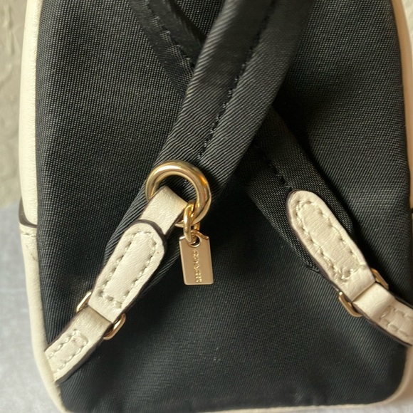 Coach: Brown & Cream Mini Backpack Bag Charm/Keychain - Picture 6 of 16